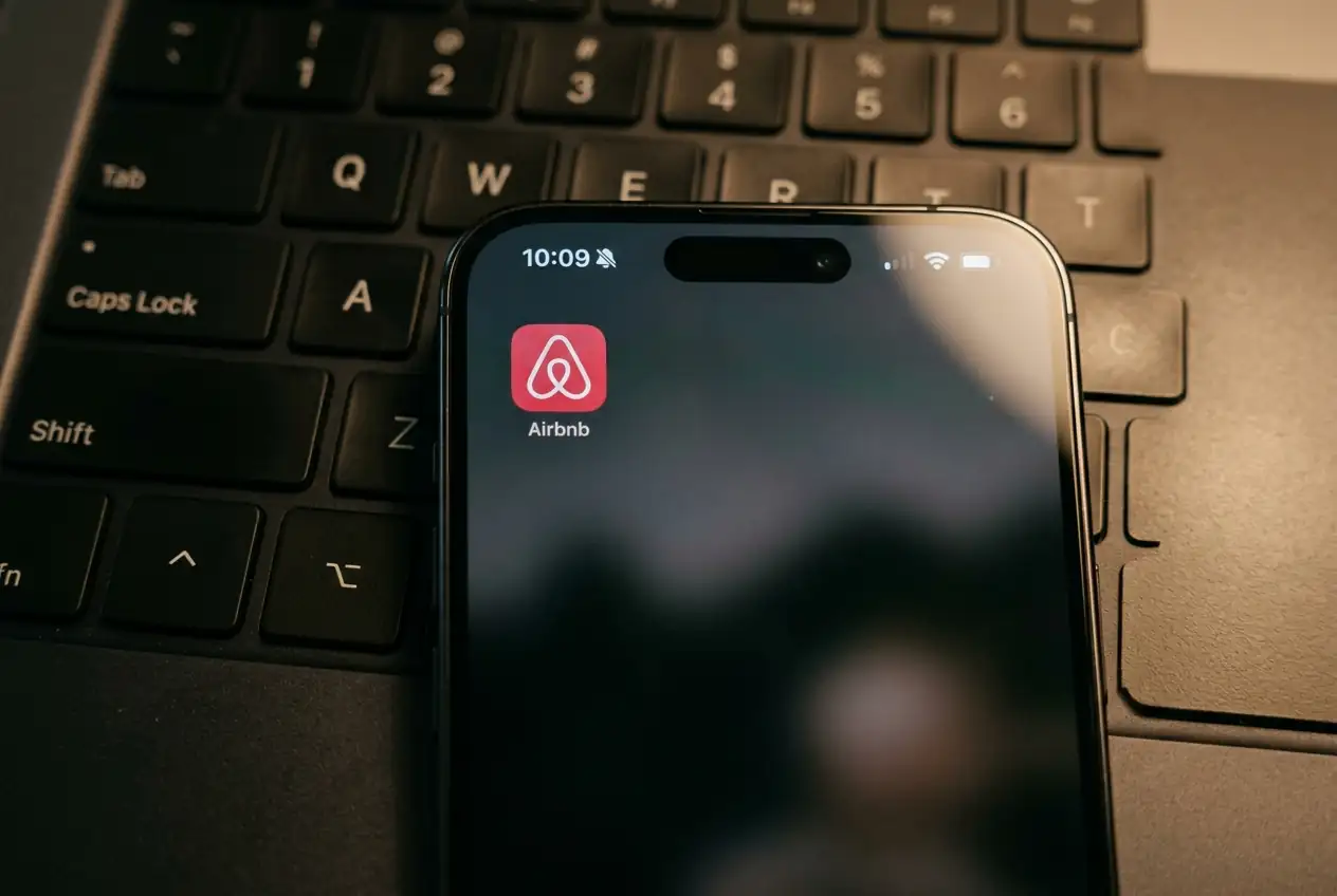 Airbnb launches private car service, simplifying arrivals in 125 cities