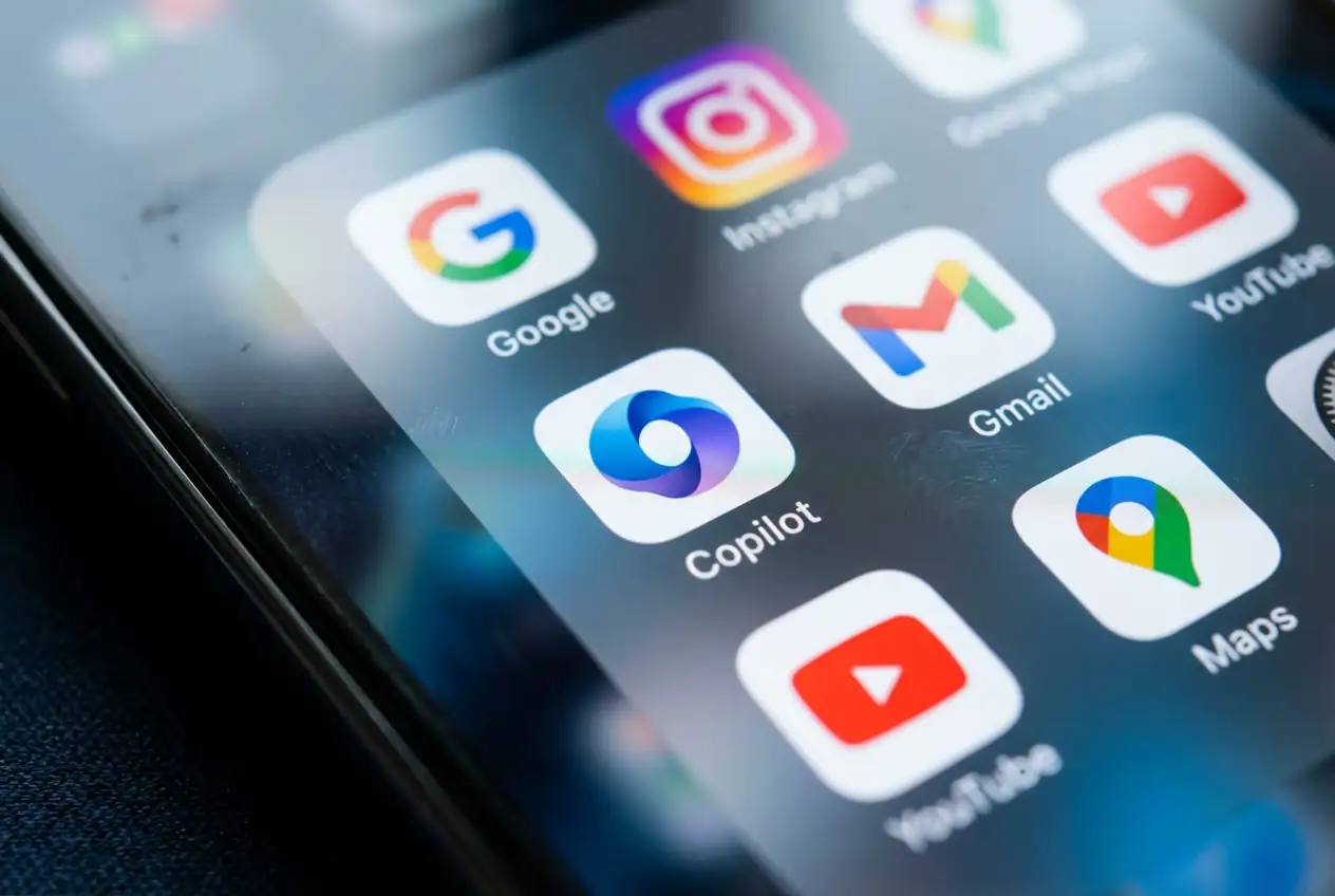 OpenAI, Microsoft's Key AI Partner, Achieves Over $20 Billion in 2025 Annualized Revenue