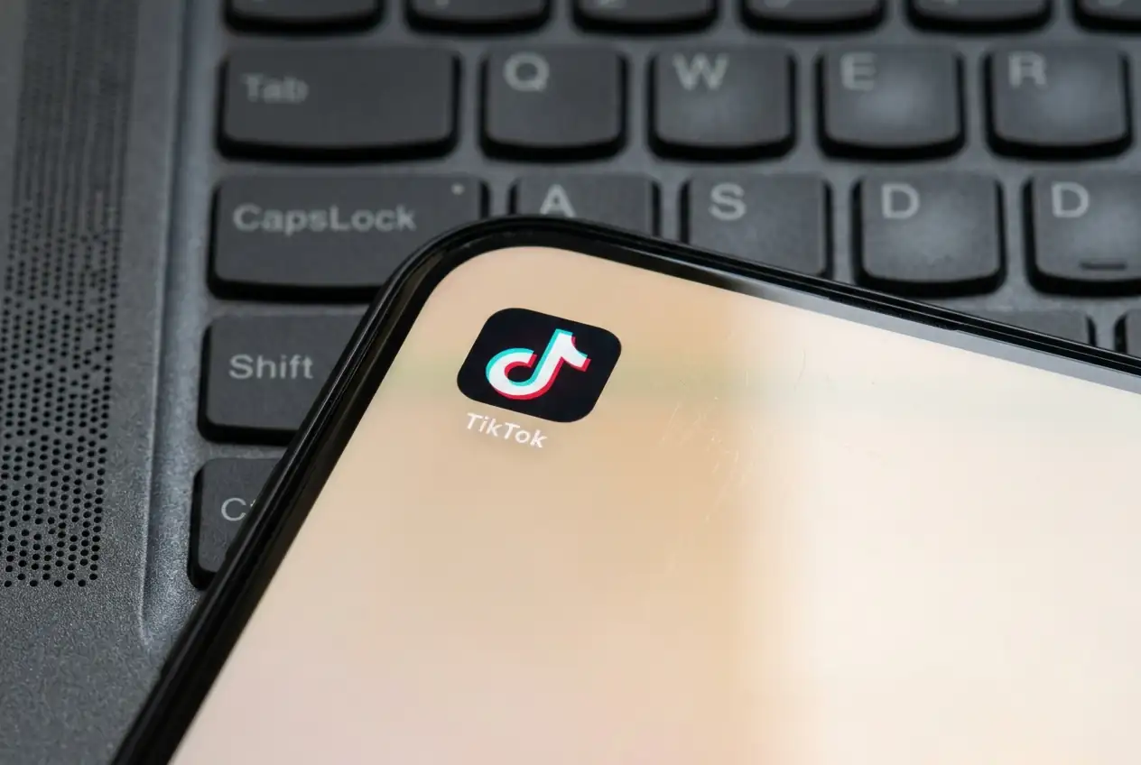 TikTok Adds AI Shopping Assistant and One-Click Checkout