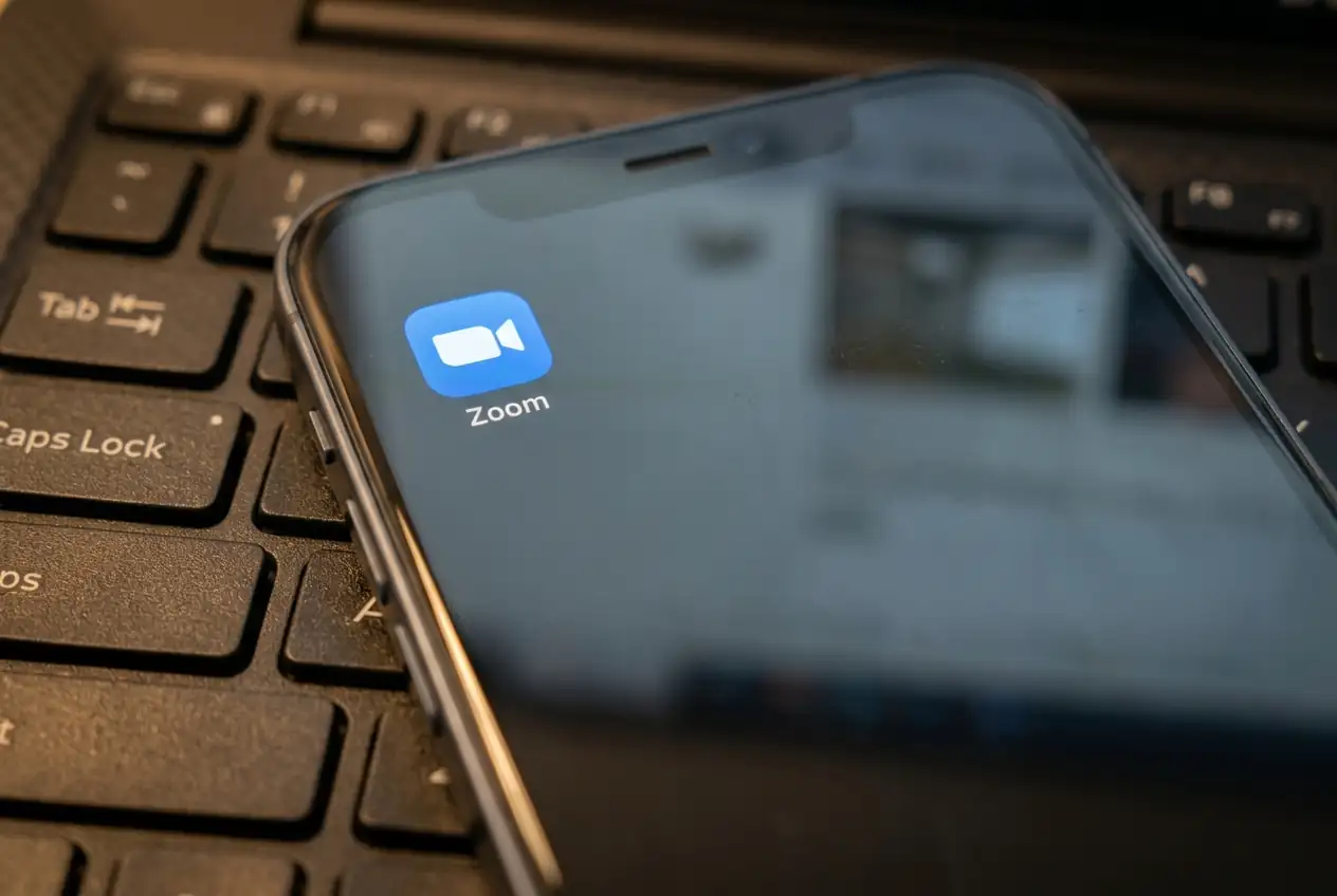 Zoom launches Workvivo HQ, unifying workplace tools through native AI